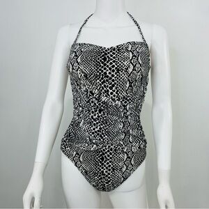 Boston Proper women’s one piece bathing suit